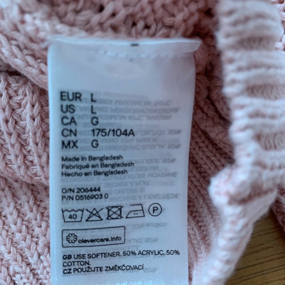 Pink Divided Sweater - Picture 3 of 5